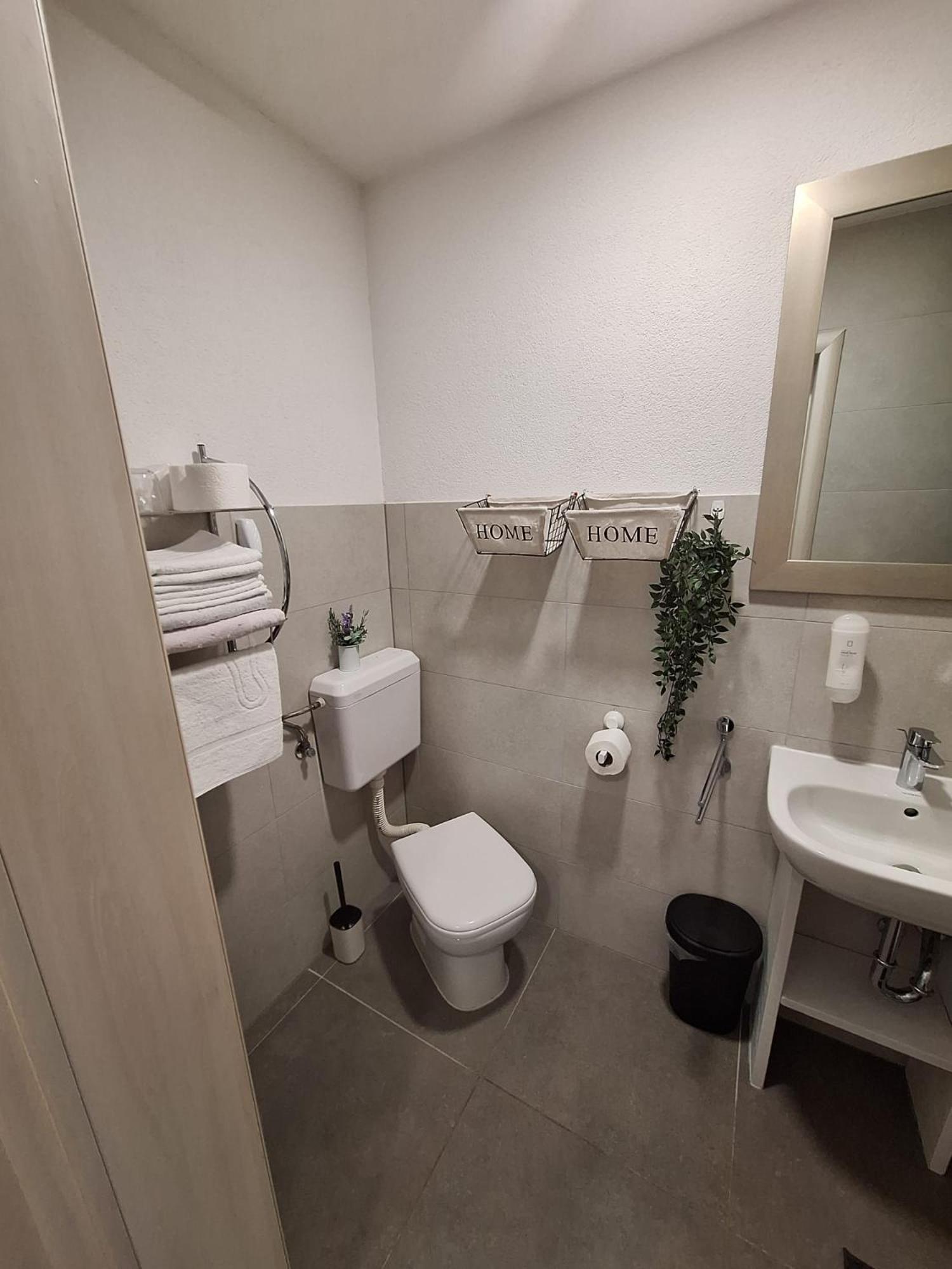 Studio Apartmani Louis I Lola Zagrzeb Zewnętrze zdjęcie