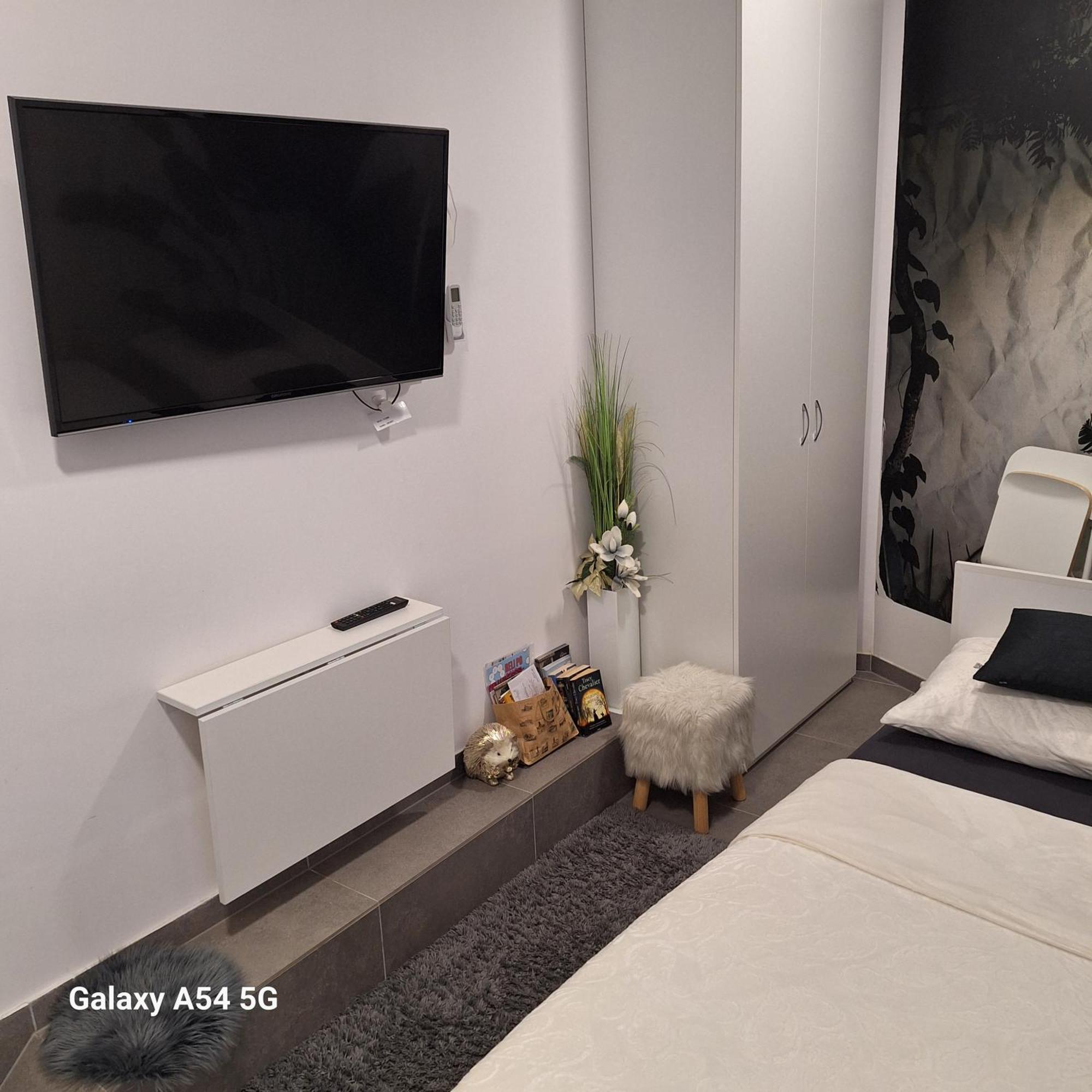 Studio Apartmani Louis I Lola Zagrzeb Zewnętrze zdjęcie